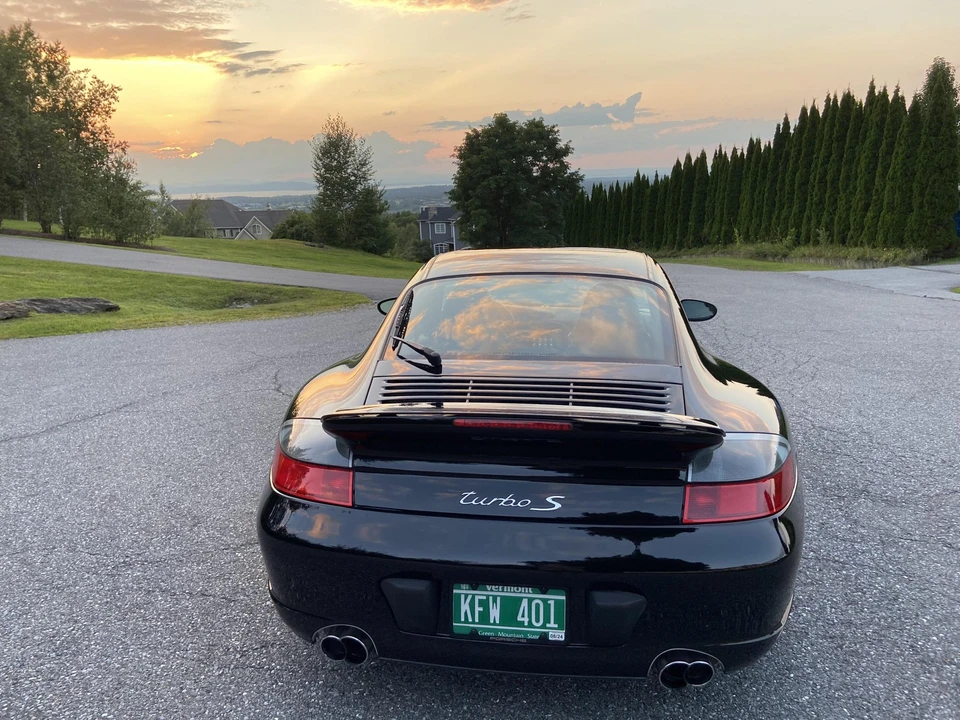 2005 Porsche 996 Turbo - Image 11 of 31