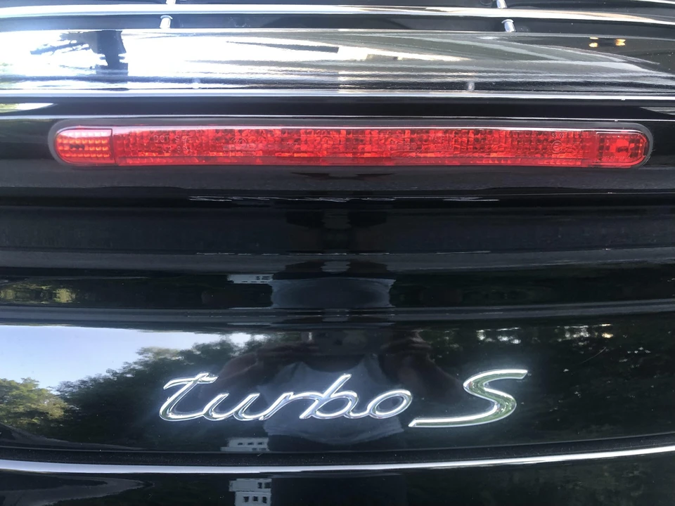 2005 Porsche 996 Turbo - Image 25 of 31