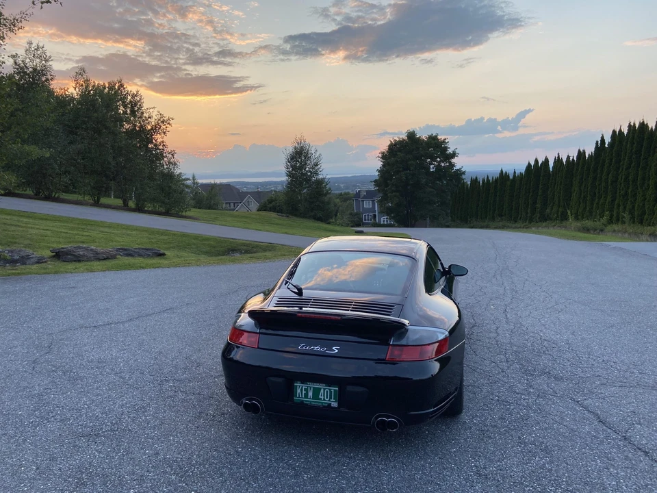 2005 Porsche 996 Turbo - Image 10 of 31