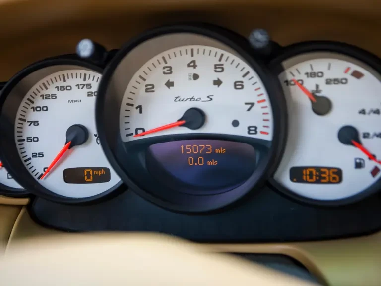 2005 Porsche 996 Turbo - Image 20 of 31