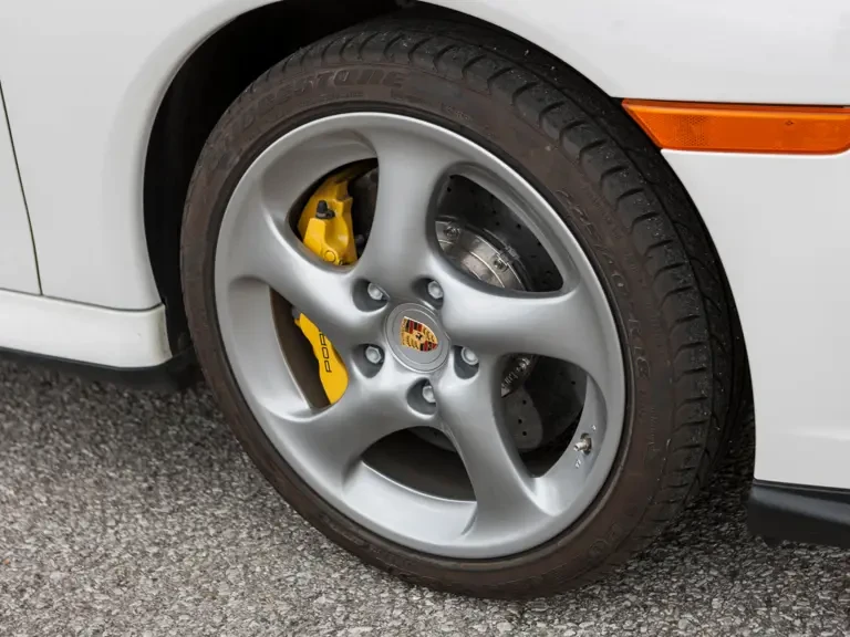2005 Porsche 996 Turbo - Image 10 of 31