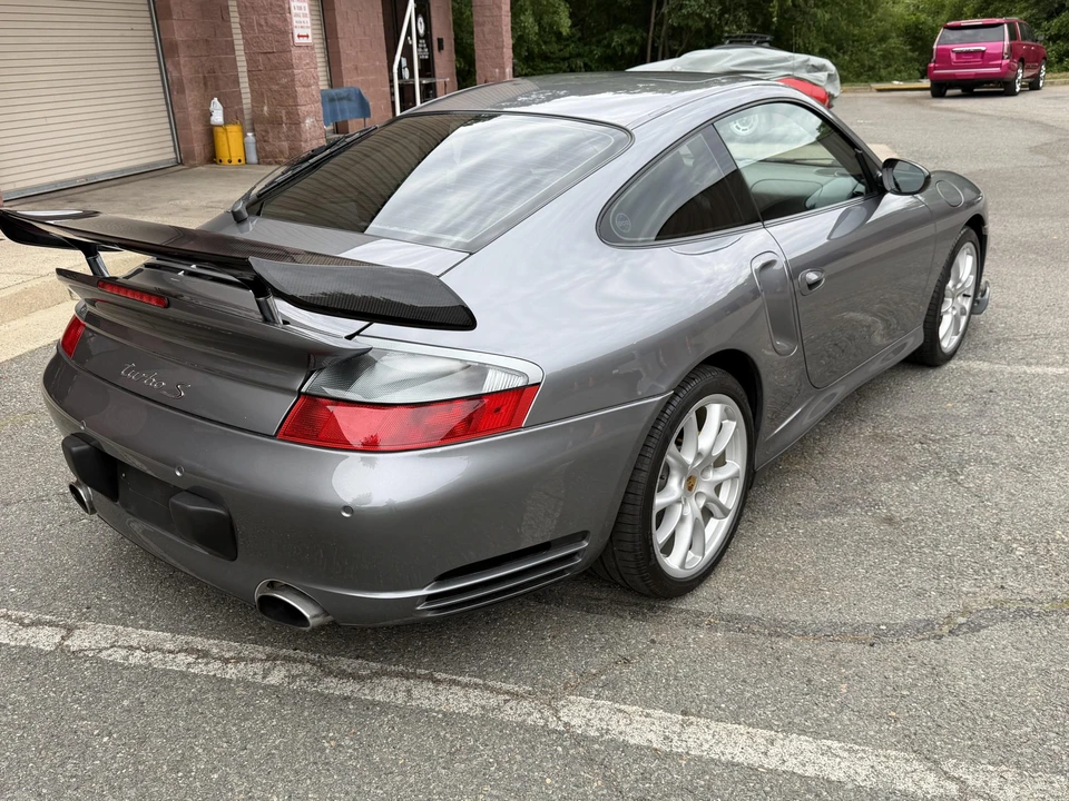 2005 Porsche 996 Turbo - Image 14 of 31