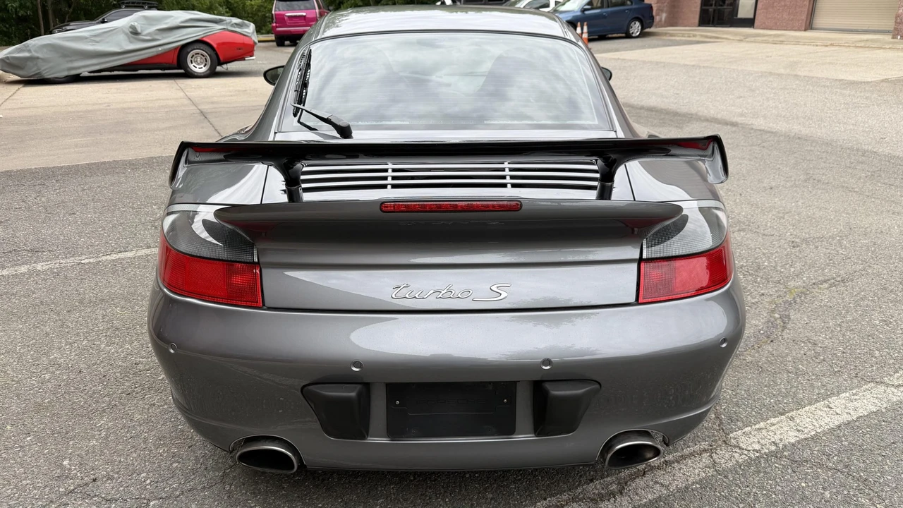 2005 Porsche 996 Turbo - Image 12 of 31