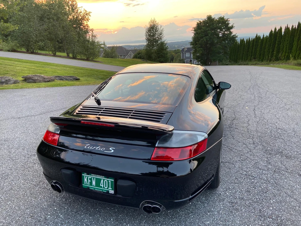 2005 Porsche 996 Turbo - Image 26 of 31