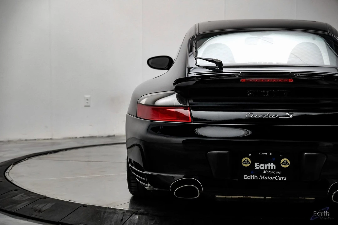 2005 Porsche 996 Turbo - Image 11 of 12