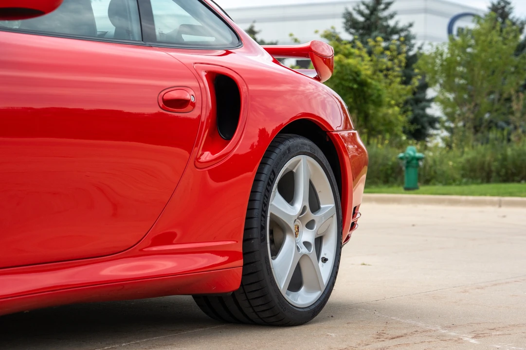 2005 Porsche 997 Carrera - Image 19 of 31