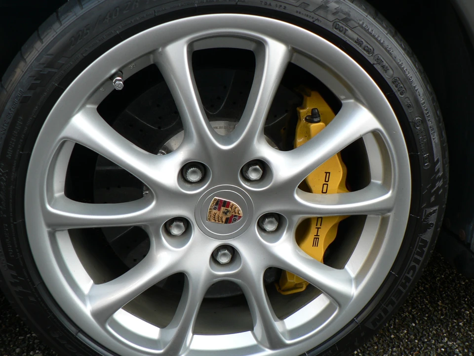 2005 Porsche 996 Turbo - Image 17 of 31