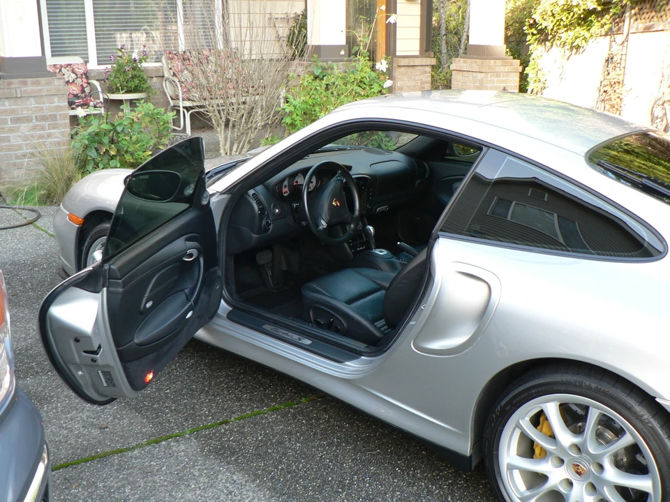 2005 Porsche 996 Turbo - Image 29 of 31
