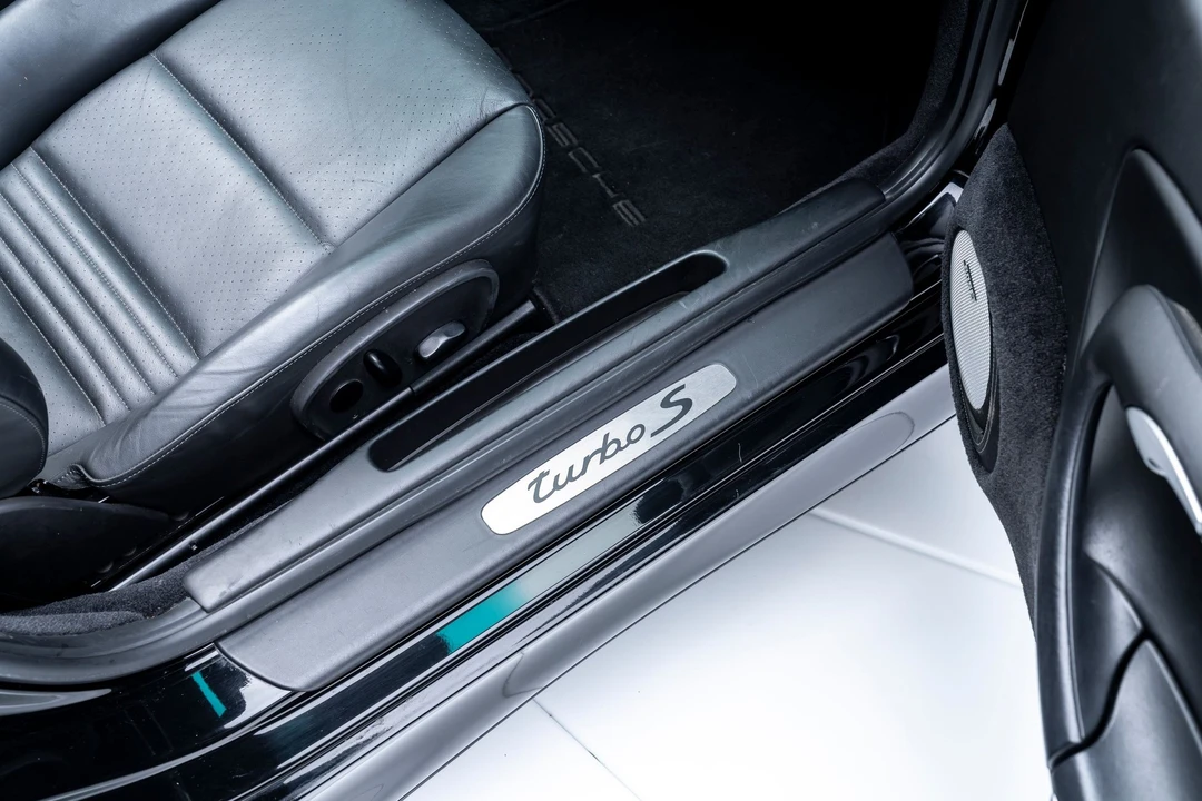 2005 Porsche 997 Carrera - Image 30 of 31