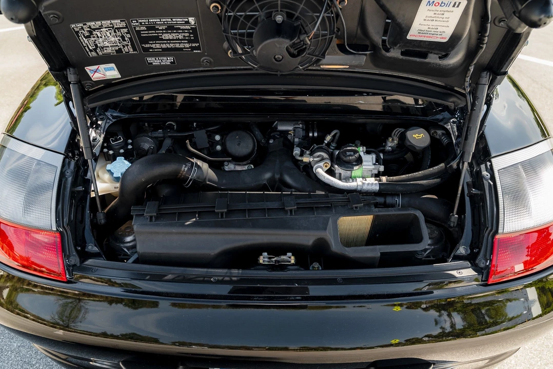 2005 Porsche 996 Turbo - Image 6 of 31