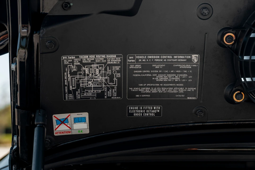 2005 Porsche 996 Turbo - Image 15 of 31