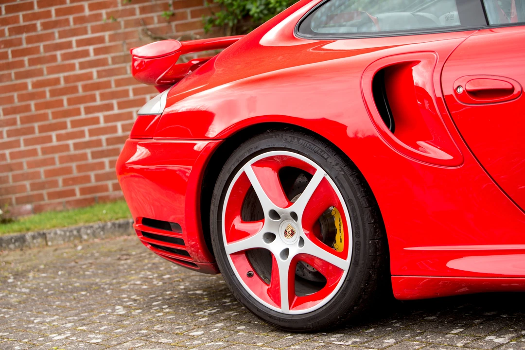 2005 Porsche 996 Turbo - Image 17 of 28