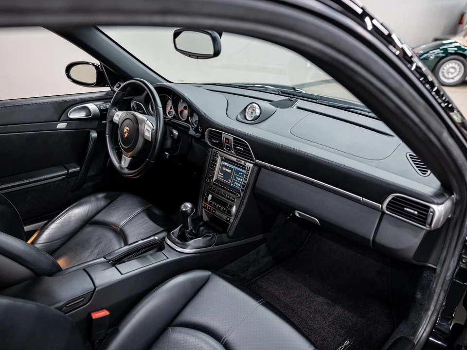 2005 Porsche 997 Carrera - Image 13 of 31