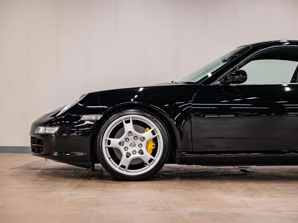 2005 Porsche 997 Carrera - Image 24 of 31