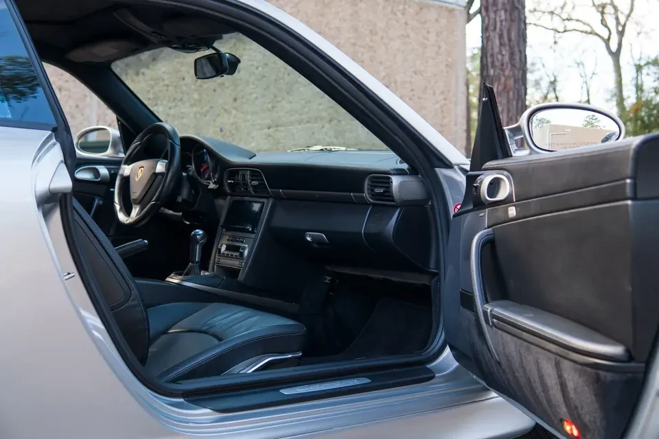 2005 Porsche 997 Carrera - Image 5 of 5