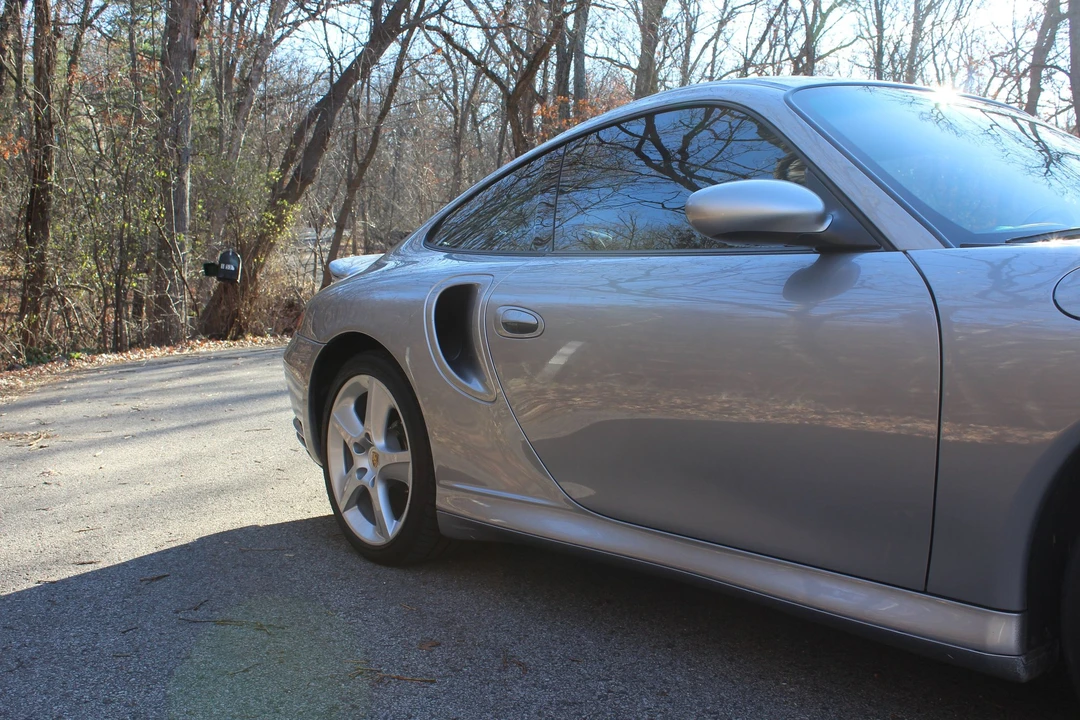 2005 Porsche 996 Turbo - Image 6 of 31