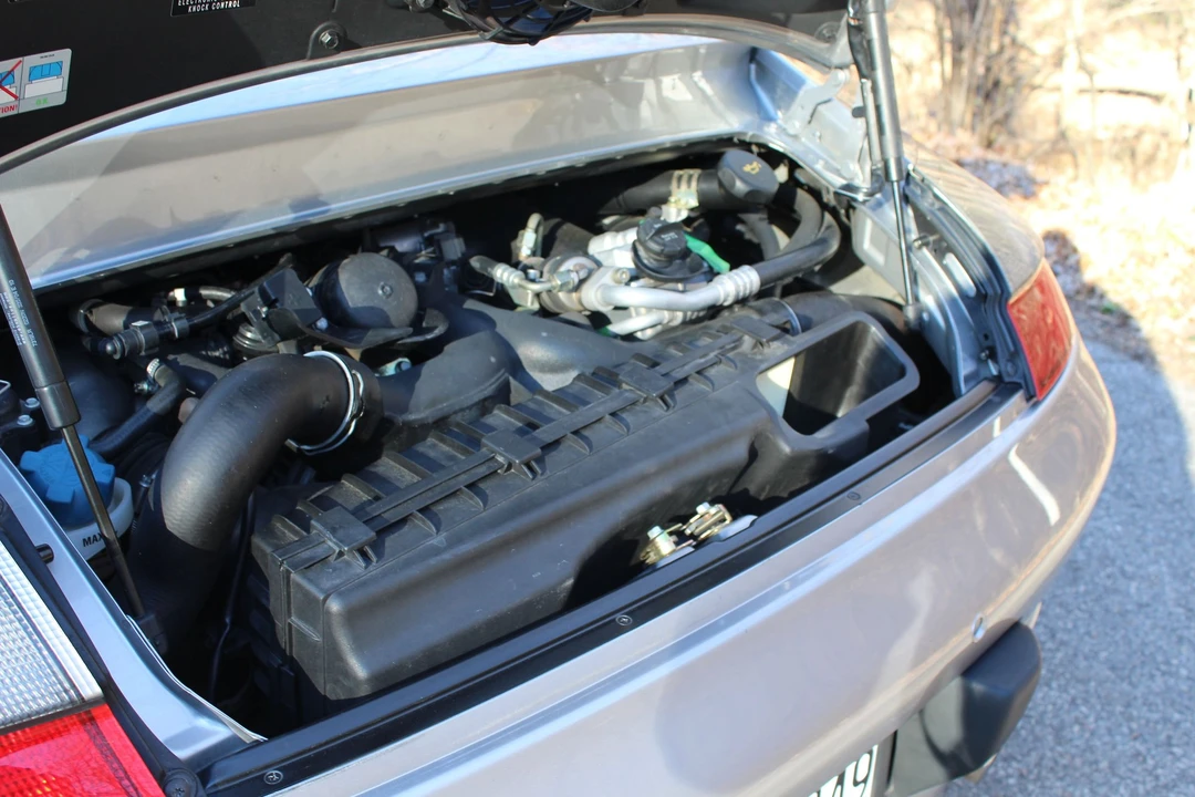 2005 Porsche 996 Turbo - Image 23 of 31