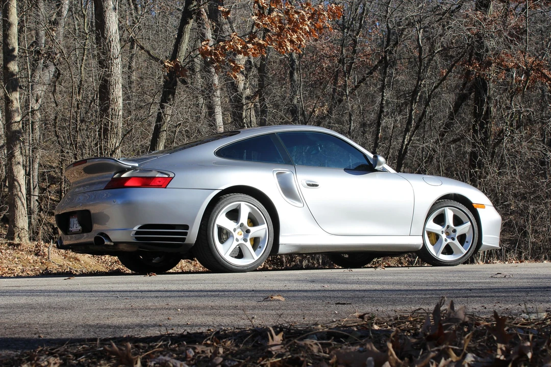 2005 Porsche 996 Turbo - Image 14 of 31