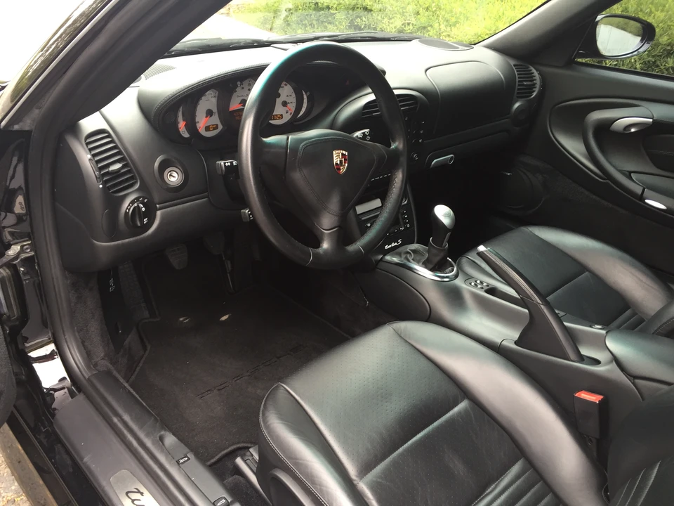 2005 Porsche 996 Turbo - Image 12 of 24