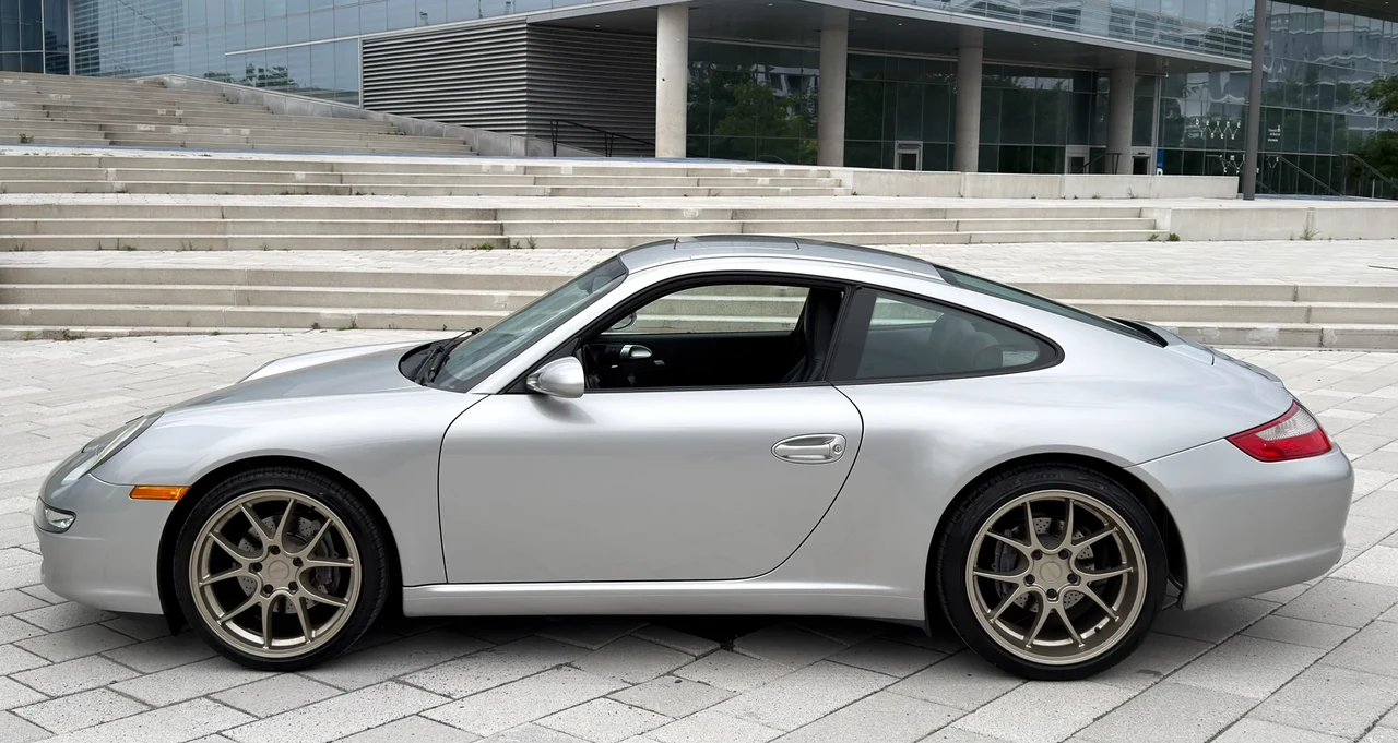 2005 Porsche 997 Carrera - Image 19 of 31