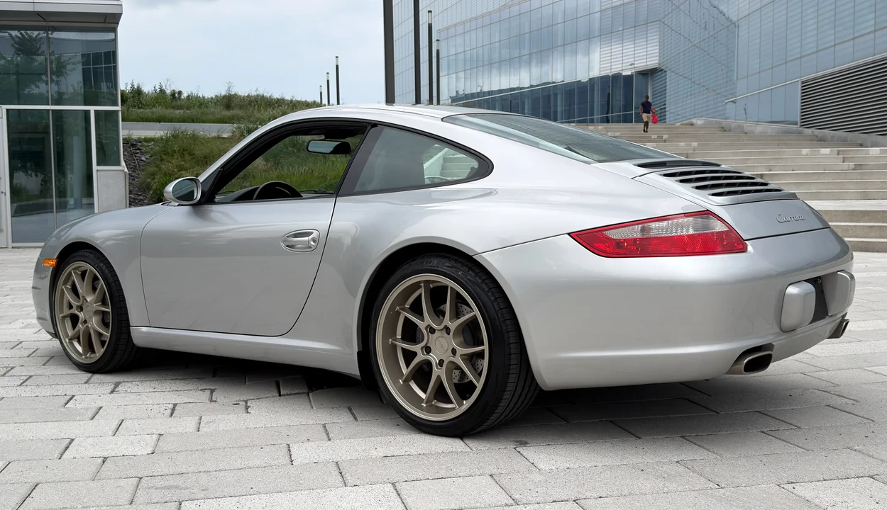 2005 Porsche 997 Carrera - Image 21 of 31