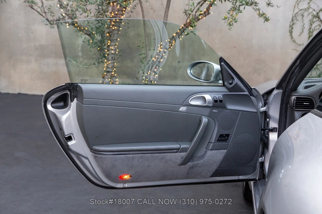 2005 Porsche 997 Carrera - Image 16 of 24