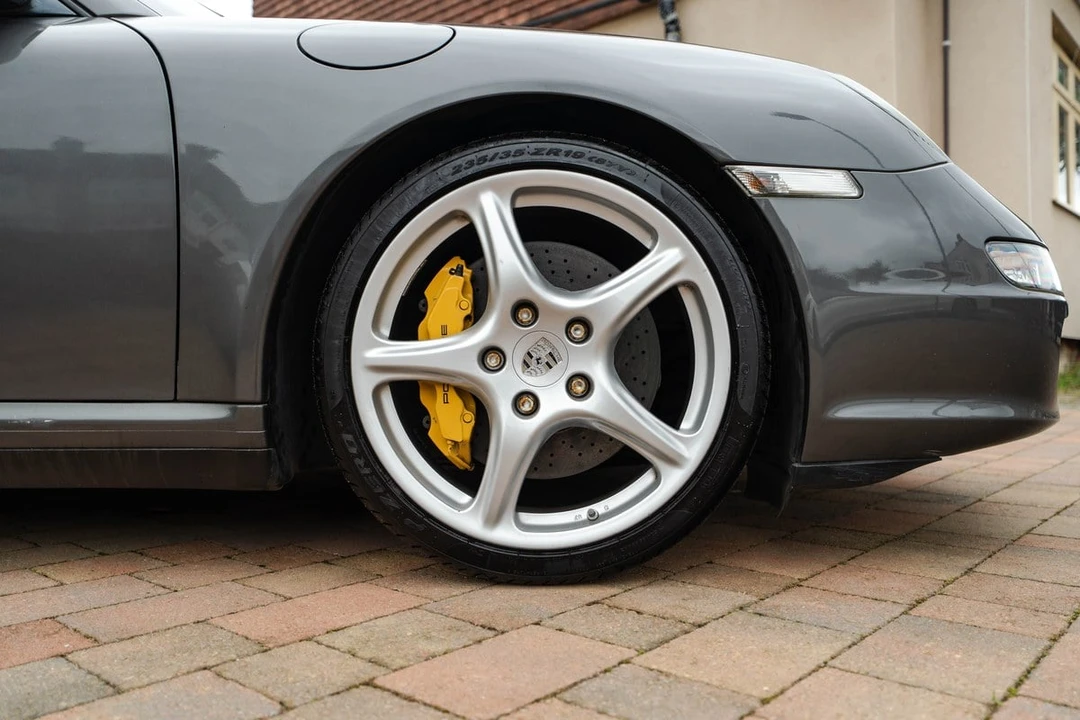 2005 Porsche 997 Carrera 4S - Image 22 of 30