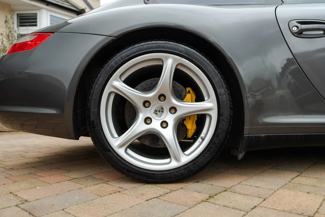 2005 Porsche 997 Carrera 4S - Image 23 of 30