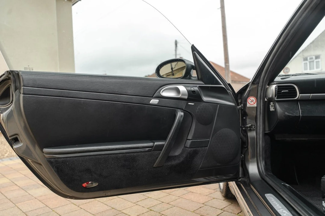 2005 Porsche 997 Carrera 4S - Image 26 of 30