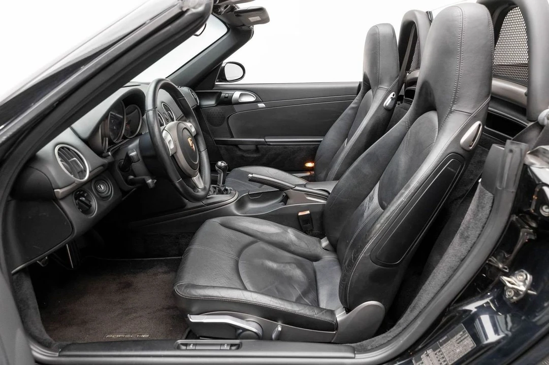 2005 Porsche 987 Boxster - Image 14 of 31