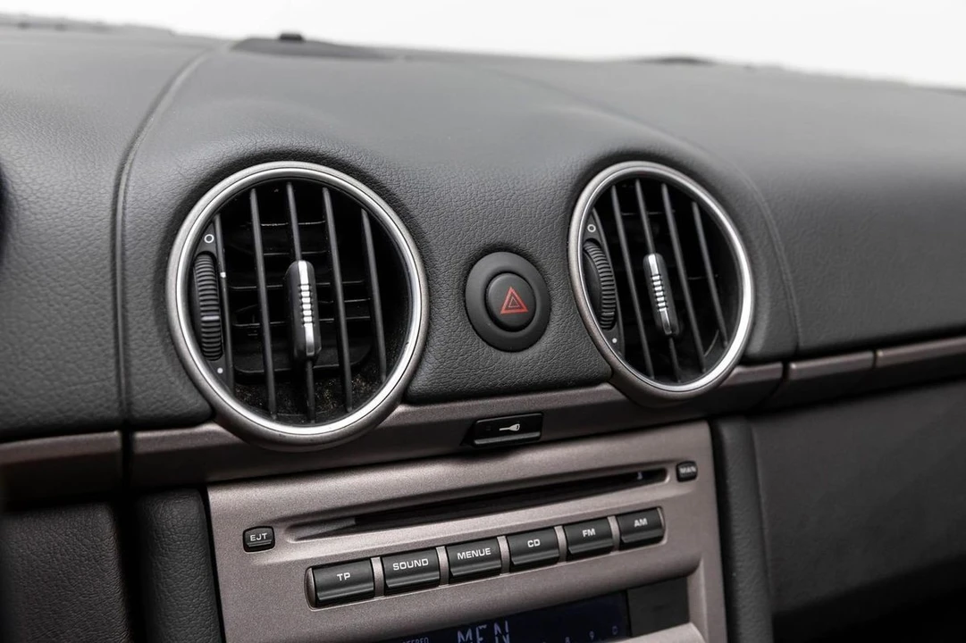 2005 Porsche 987 Boxster - Image 23 of 31