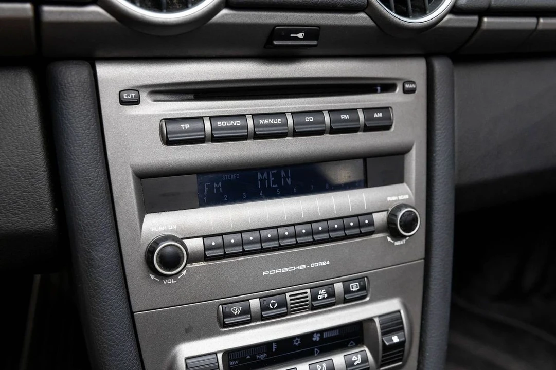 2005 Porsche 987 Boxster - Image 24 of 31