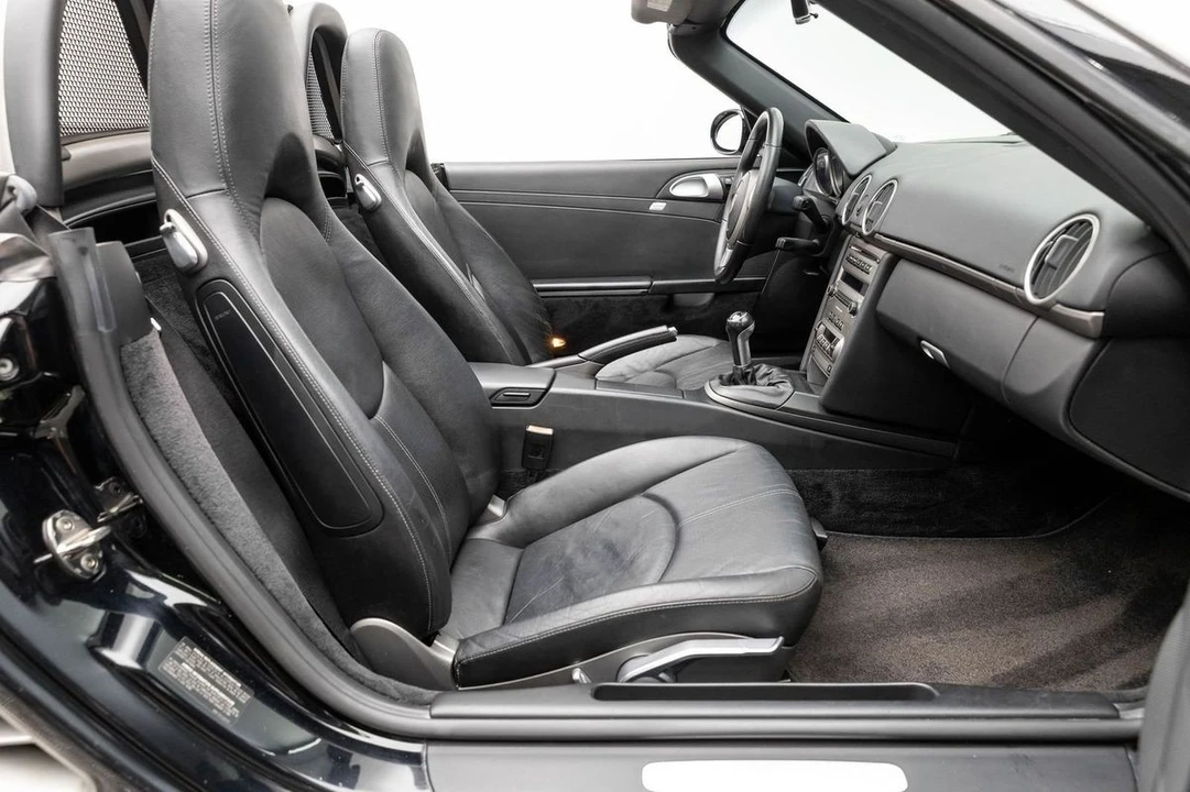 2005 Porsche 987 Boxster - Image 15 of 31