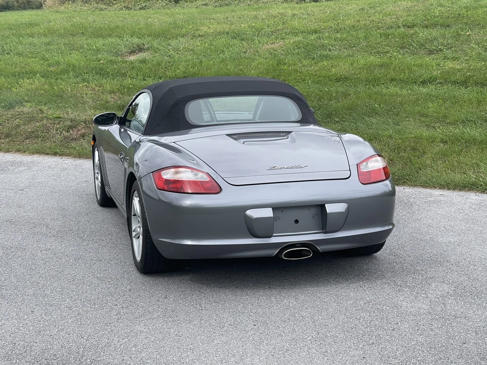 2005 Porsche 987 Boxster - Image 24 of 31