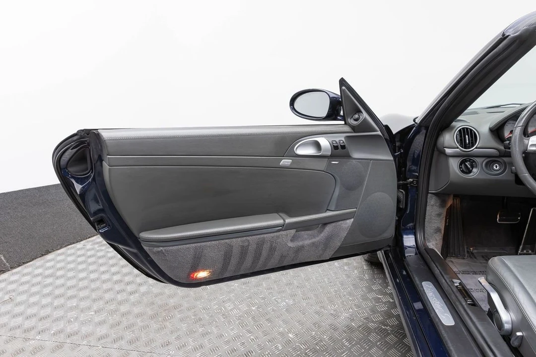 2005 Porsche 987 Boxster S - Image 11 of 31