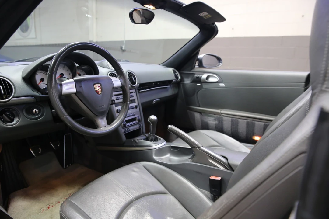 2005 Porsche 987 Boxster S - Image 10 of 31