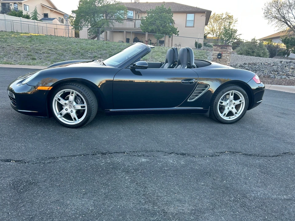 2005 Porsche 987 Boxster - Image 16 of 31