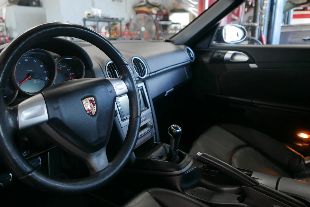 2005 Porsche 987 Boxster - Image 24 of 31