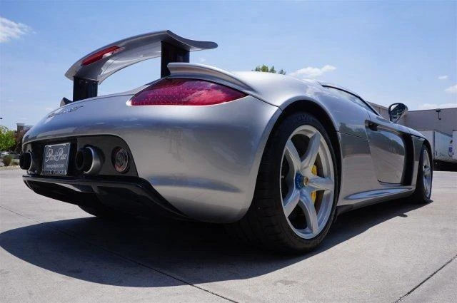 2005 Porsche Carrera GT - Image 2 of 8