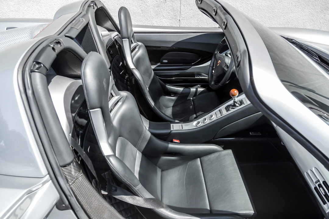 2005 Porsche Carrera GT - Image 5 of 7