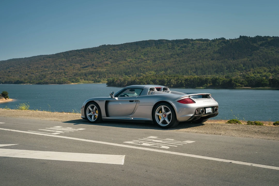 2005 Porsche Carrera GT - Image 3 of 8