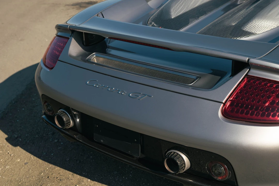 2005 Porsche Carrera GT - Image 4 of 8