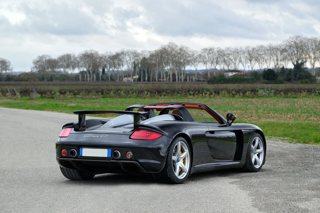 2005 Porsche Carrera GT - Image 8 of 31