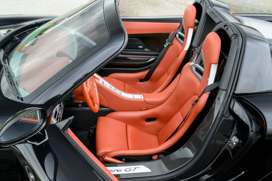 2005 Porsche Carrera GT - Image 29 of 31