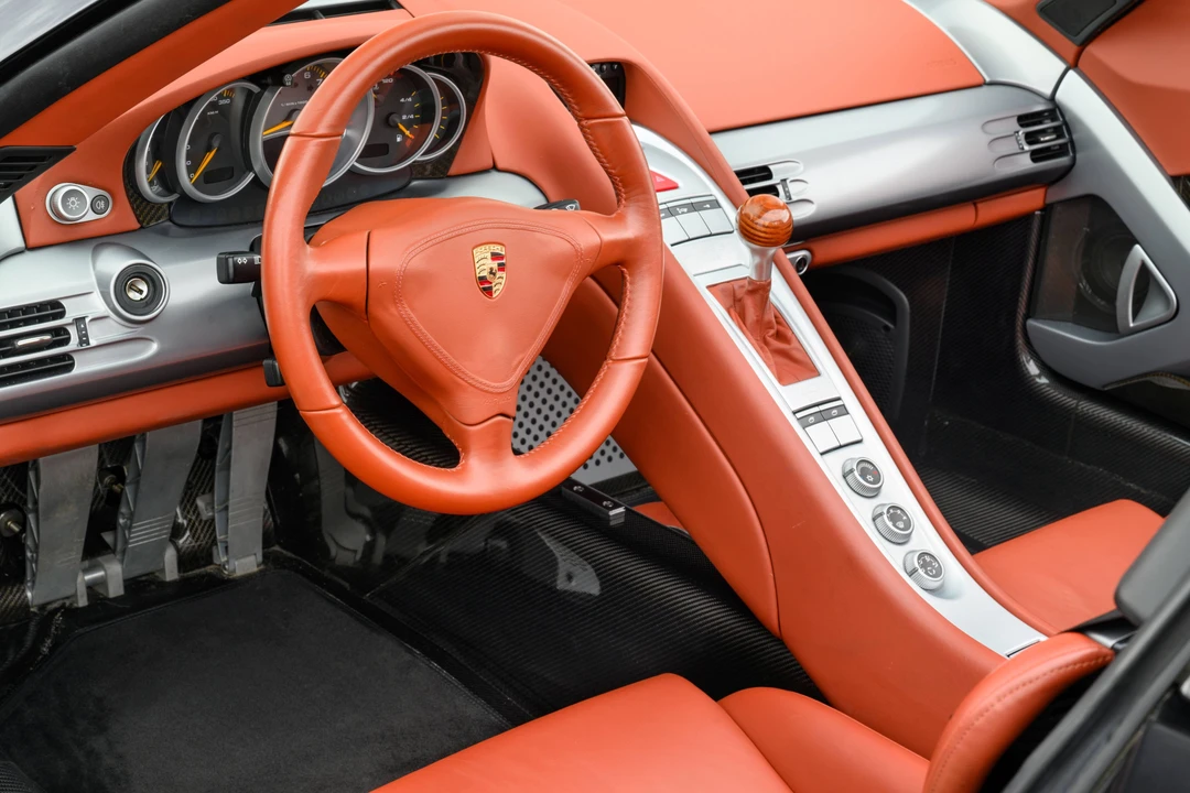 2005 Porsche Carrera GT - Image 23 of 31