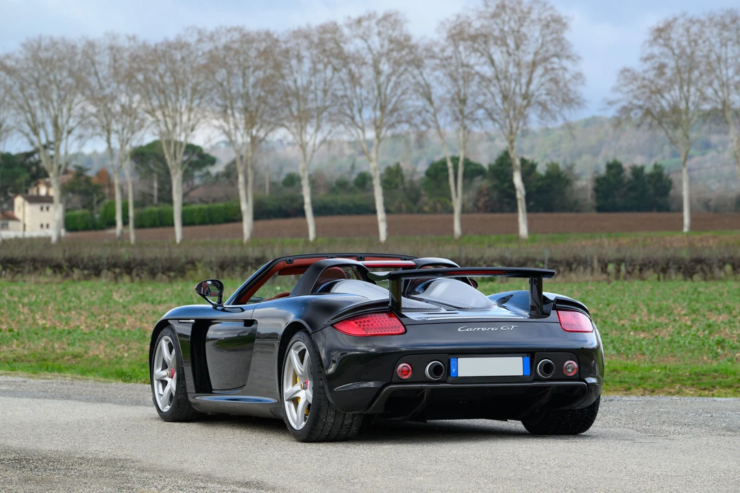 2005 Porsche Carrera GT - Image 7 of 31
