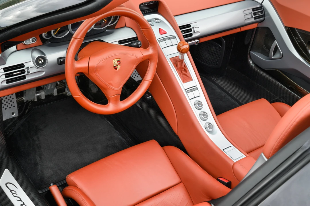 2005 Porsche Carrera GT - Image 21 of 31