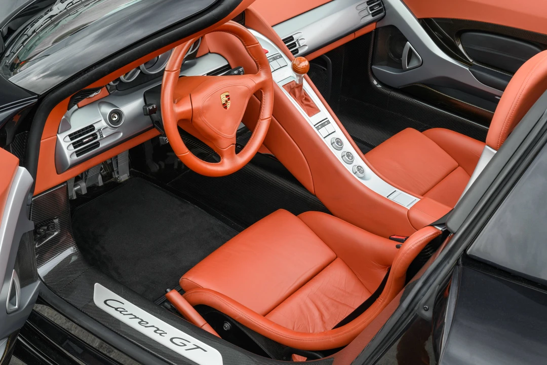 2005 Porsche Carrera GT - Image 19 of 31