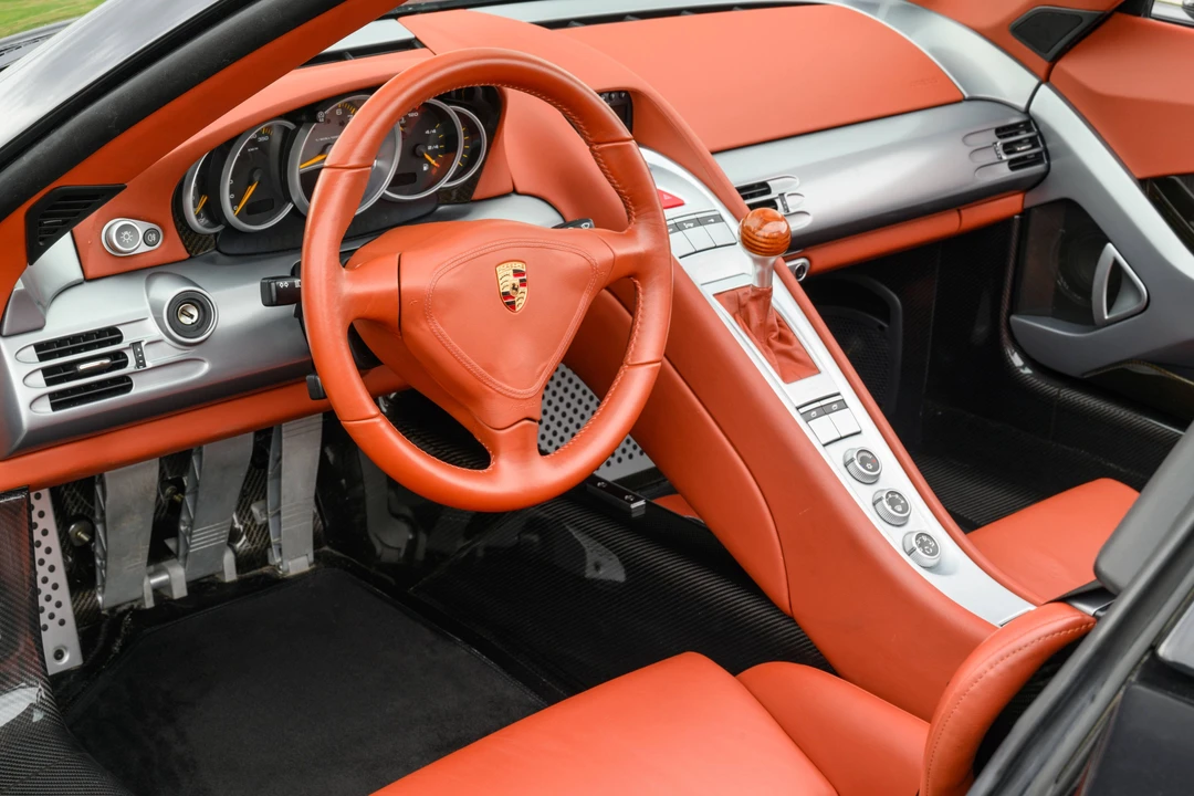 2005 Porsche Carrera GT - Image 22 of 31