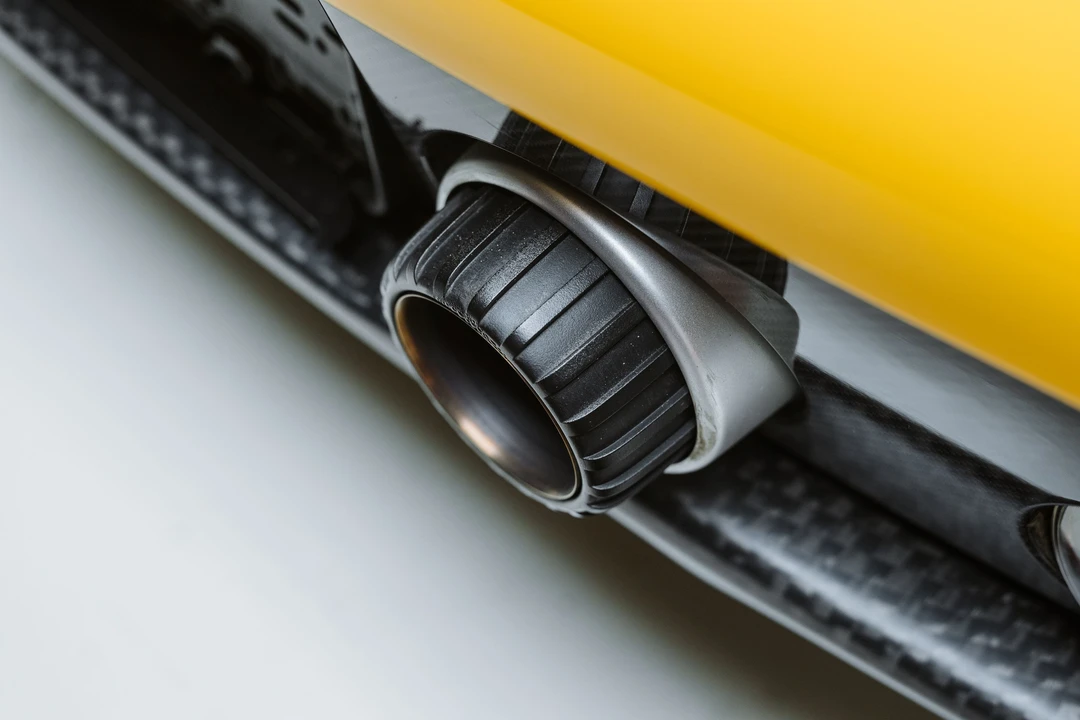 2005 Porsche Carrera GT - Image 21 of 31